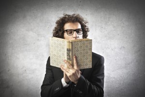 ¿Cómo mejorar tus hábitos culturales?| Blog - UTEL