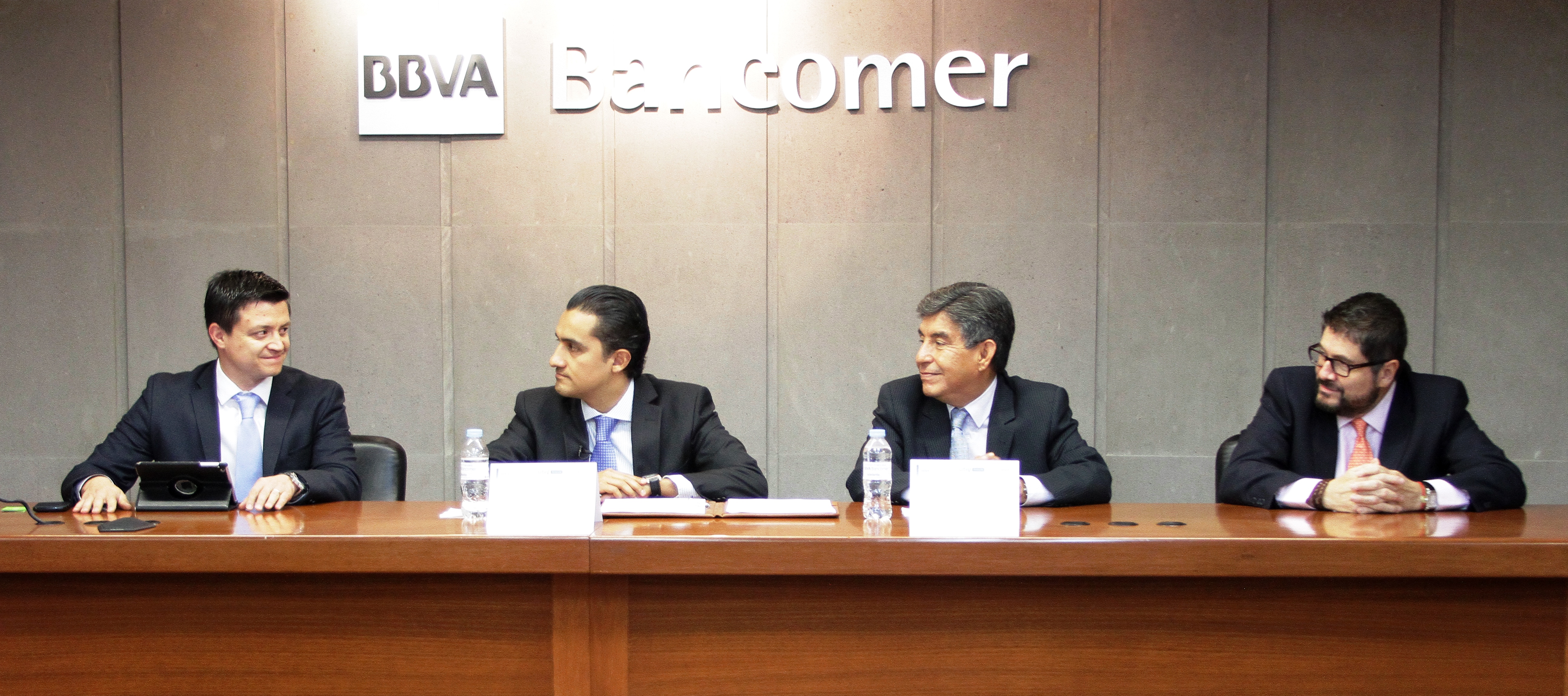 Bancomer y UTEL comprometidos con la educación financiera