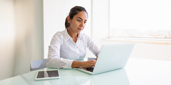 estudia-licenciatura-en-finanzas