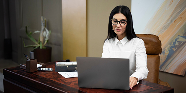 licenciatura-en-finanzas-en-linea