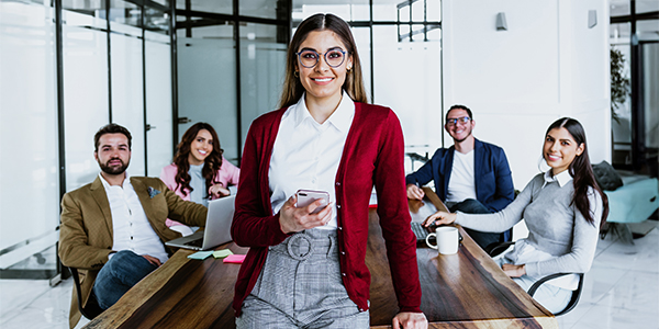 Trabajo-en-equipo-virtudes-para-ser-indispensable