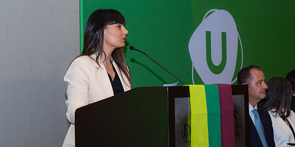 discurso-de-silvia-lavandera-en-la-graduacion-peru-2025